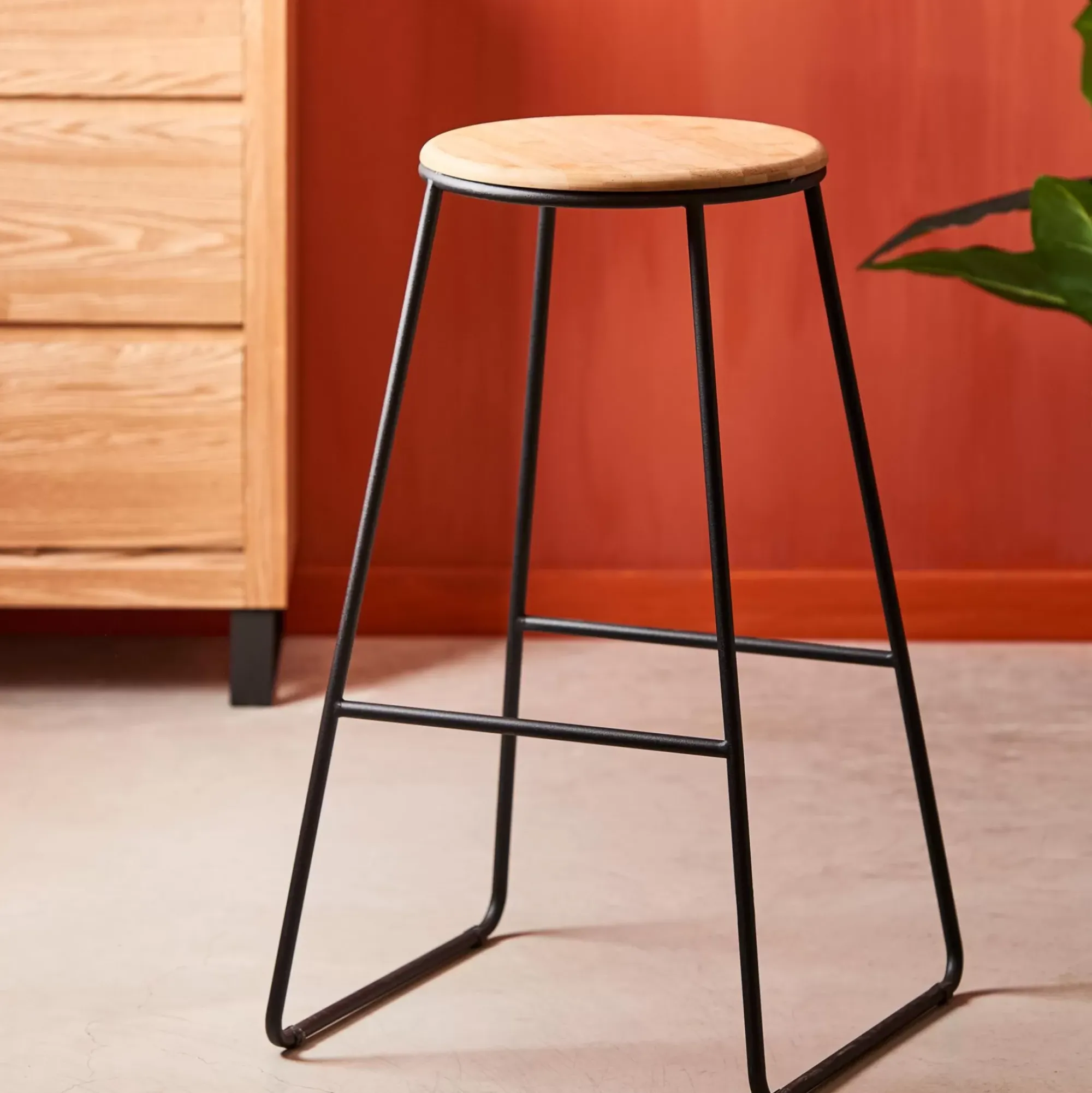 CASA Giulia Taburete Negro, Natural Store