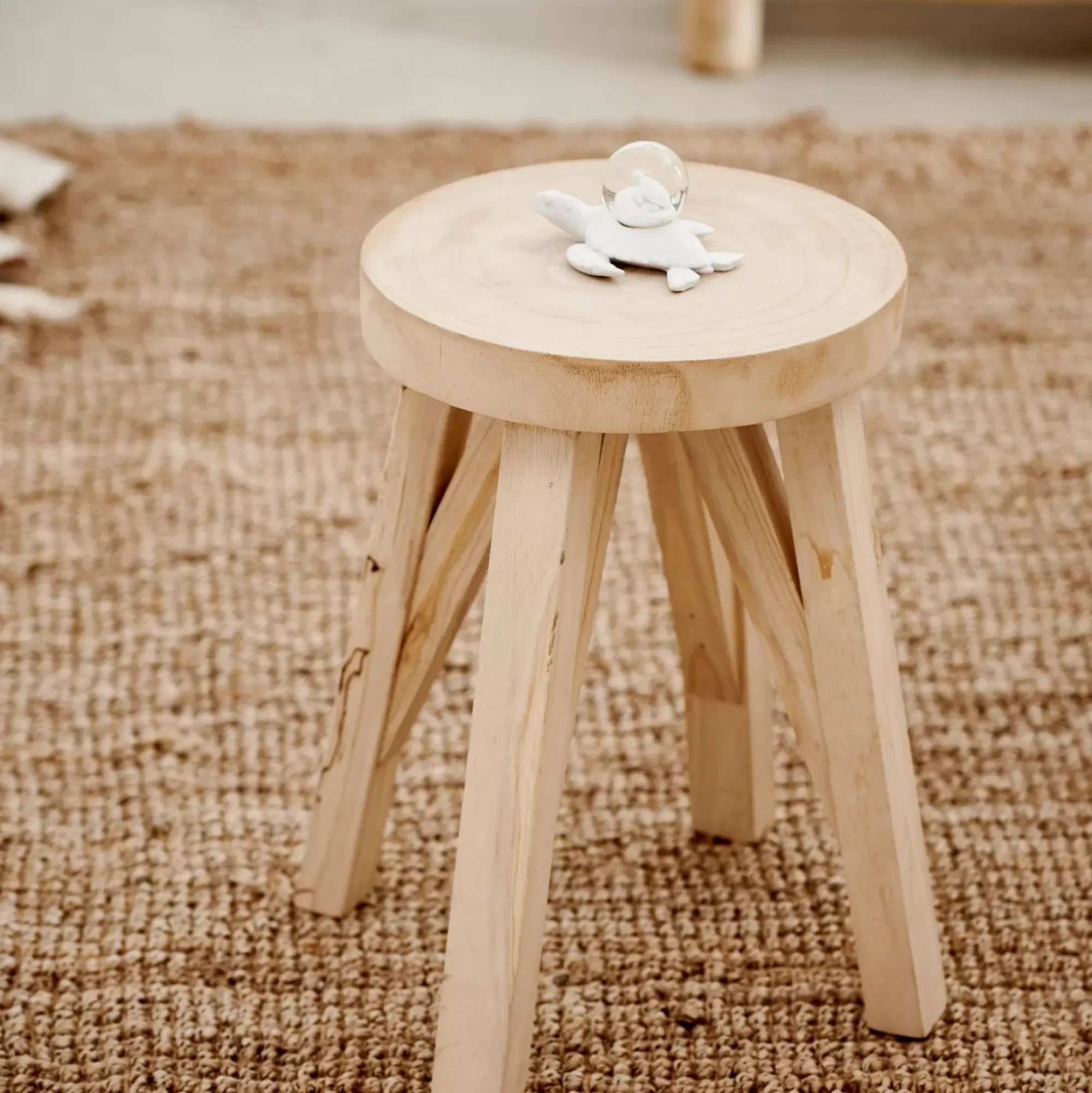 CASA Xander Mesa Auxiliar Natural Clearance